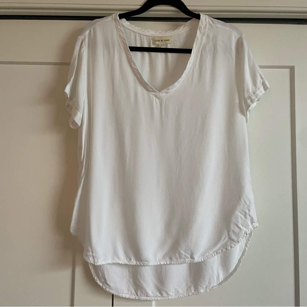 Cloth and Stone white short sleeved top
